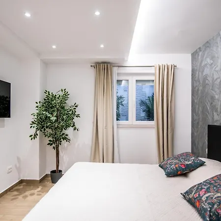 Spectrum Deluxe Πανσιόν 3*